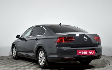 Volkswagen Passat B8 рестайлинг, 2017 год, 1 629 000 рублей, 7 фотография