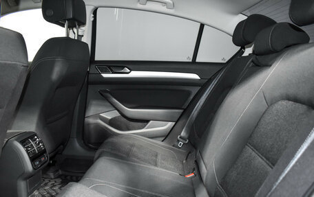 Volkswagen Passat B8 рестайлинг, 2017 год, 1 629 000 рублей, 12 фотография