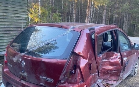 Renault Sandero I, 2011 год, 150 000 рублей, 4 фотография