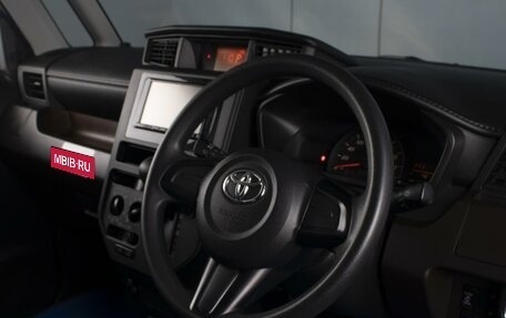 Toyota Roomy I, 2019 год, 1 060 000 рублей, 11 фотография