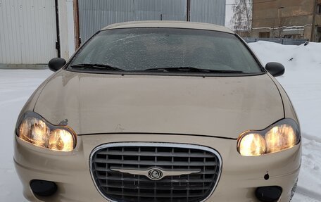 Chrysler Concorde II, 2001 год, 500 000 рублей, 2 фотография
