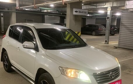 Toyota RAV4, 2011 год, 1 750 000 рублей, 4 фотография