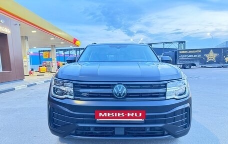 Volkswagen Teramont I, 2022 год, 3 900 000 рублей, 3 фотография