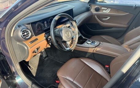 Mercedes-Benz E-Класс, 2017 год, 3 495 000 рублей, 23 фотография