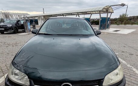 Opel Omega B, 1998 год, 240 000 рублей, 1 фотография