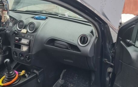 Ford Fiesta, 2007 год, 290 000 рублей, 2 фотография