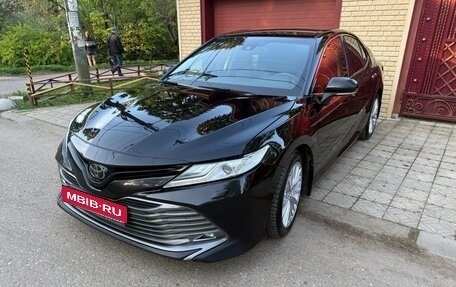 Toyota Camry, 2019 год, 3 100 000 рублей, 8 фотография