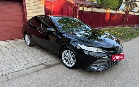 Toyota Camry, 2019 год, 3 100 000 рублей, 7 фотография