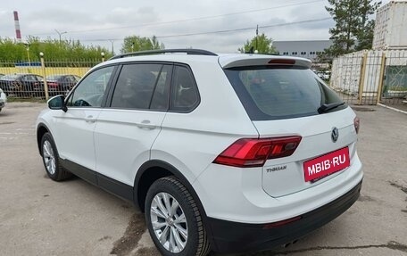 Volkswagen Tiguan II, 2017 год, 1 839 000 рублей, 4 фотография