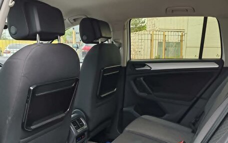 Volkswagen Tiguan II, 2017 год, 1 839 000 рублей, 10 фотография