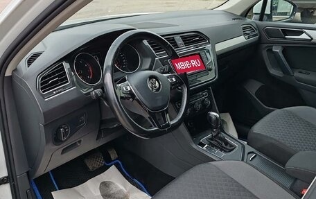 Volkswagen Tiguan II, 2017 год, 1 839 000 рублей, 9 фотография