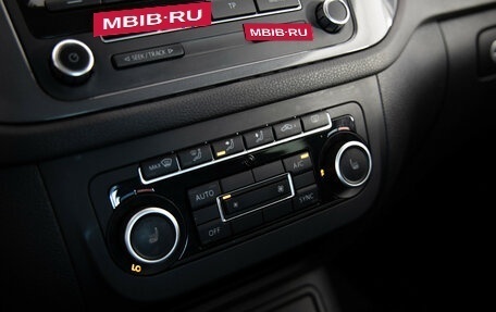 Volkswagen Tiguan I, 2013 год, 1 299 000 рублей, 15 фотография