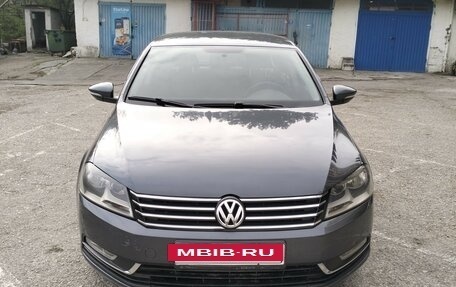 Volkswagen Passat B7, 2011 год, 900 000 рублей, 7 фотография