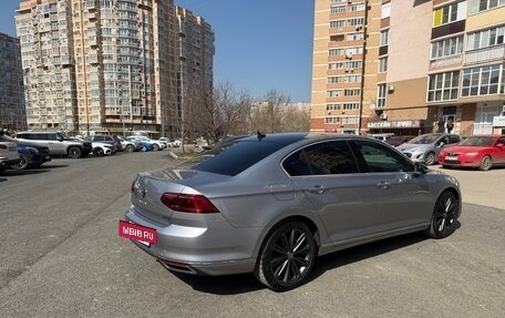 Volkswagen Passat B8 рестайлинг, 2020 год, 3 990 000 рублей, 2 фотография