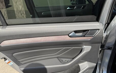 Volkswagen Passat B8 рестайлинг, 2020 год, 3 990 000 рублей, 8 фотография
