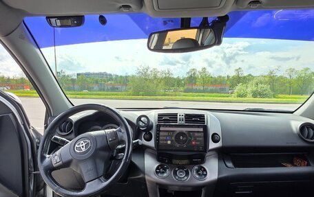 Toyota RAV4, 2009 год, 1 300 000 рублей, 2 фотография