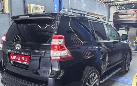Toyota Land Cruiser Prado 150 рестайлинг 2, 2016 год, 5 900 000 рублей, 4 фотография