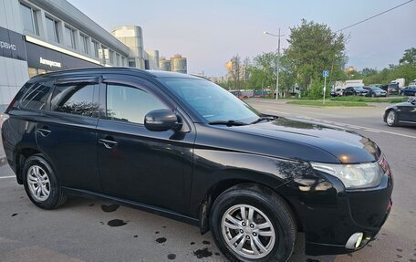 Mitsubishi Outlander III рестайлинг 3, 2012 год, 1 190 000 рублей, 2 фотография