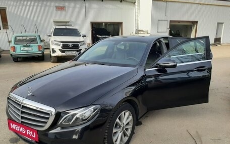 Mercedes-Benz E-Класс, 2019 год, 3 150 000 рублей, 18 фотография
