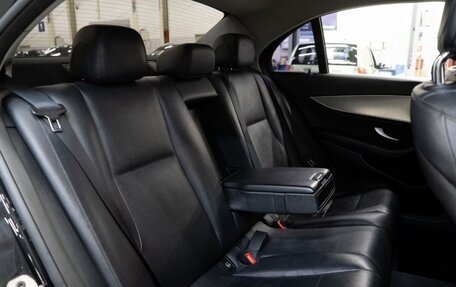 Mercedes-Benz E-Класс, 2019 год, 3 150 000 рублей, 37 фотография