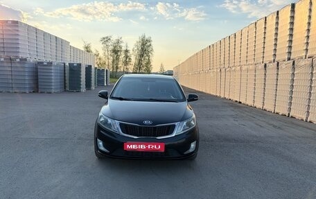 KIA Rio III рестайлинг, 2013 год, 800 000 рублей, 1 фотография