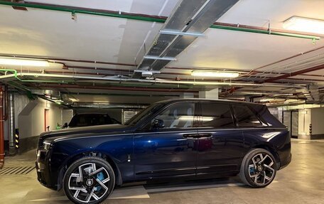 Rolls-Royce Cullinan, 2025 год, 72 000 000 рублей, 4 фотография
