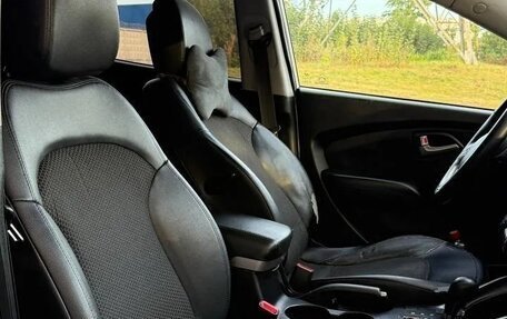 Hyundai ix35 I рестайлинг, 2011 год, 950 000 рублей, 9 фотография
