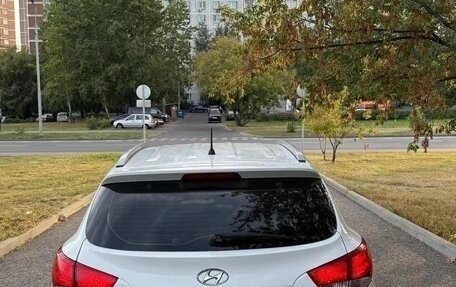 Hyundai ix35 I рестайлинг, 2011 год, 950 000 рублей, 4 фотография