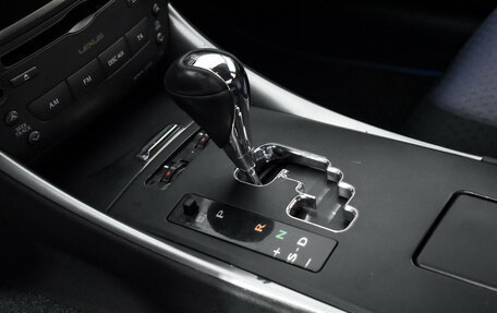 Lexus IS II рестайлинг 2, 2008 год, 1 025 000 рублей, 11 фотография