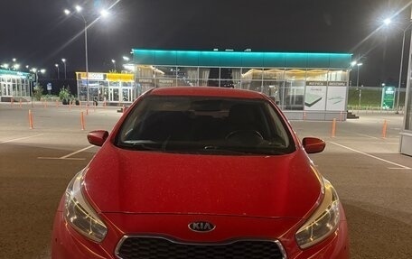 KIA cee'd III, 2015 год, 1 300 000 рублей, 2 фотография