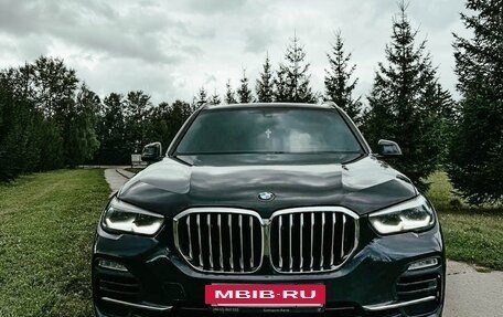 BMW X5, 2018 год, 5 510 000 рублей, 2 фотография