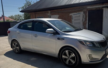 KIA Rio III рестайлинг, 2014 год, 650 000 рублей, 5 фотография