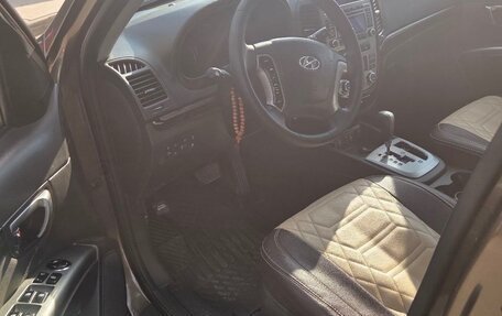 Hyundai Santa Fe III рестайлинг, 2011 год, 1 400 000 рублей, 4 фотография