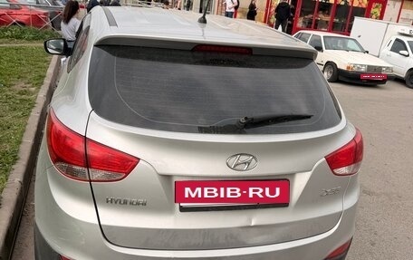 Hyundai ix35 I рестайлинг, 2011 год, 870 000 рублей, 4 фотография