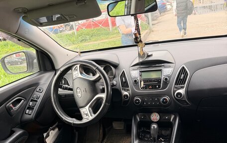 Hyundai ix35 I рестайлинг, 2011 год, 870 000 рублей, 6 фотография