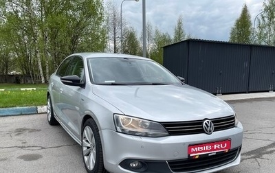 Volkswagen Jetta VI, 2013 год, 890 000 рублей, 1 фотография
