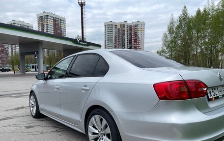 Volkswagen Jetta VI, 2013 год, 890 000 рублей, 6 фотография