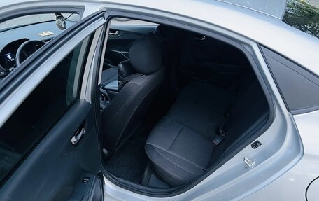 Hyundai Solaris II рестайлинг, 2019 год, 1 050 000 рублей, 9 фотография