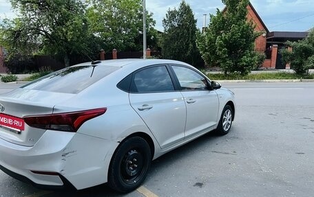Hyundai Solaris II рестайлинг, 2019 год, 1 050 000 рублей, 5 фотография