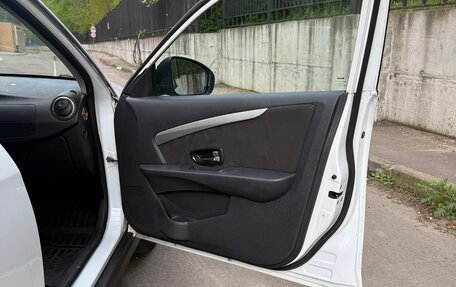 Nissan Almera, 2016 год, 350 000 рублей, 13 фотография