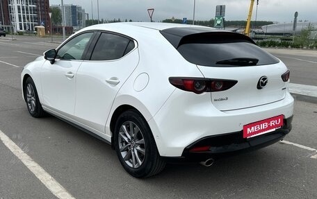 Mazda 3, 2020 год, 1 850 000 рублей, 12 фотография