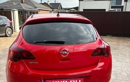 Opel Astra J, 2010 год, 600 000 рублей, 4 фотография