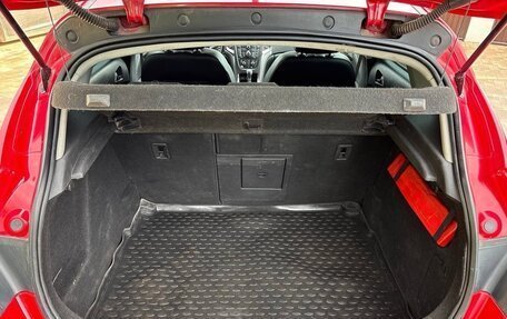 Opel Astra J, 2010 год, 600 000 рублей, 12 фотография