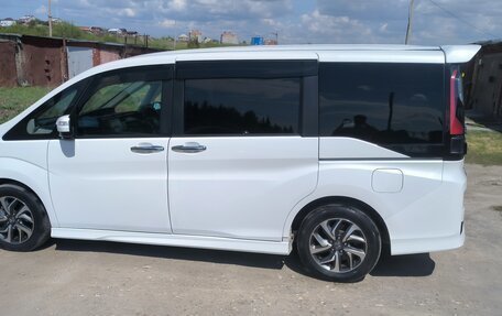 Honda Stepwgn IV, 2015 год, 1 800 000 рублей, 5 фотография