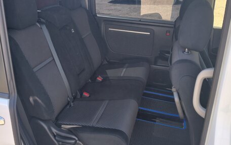 Honda Stepwgn IV, 2015 год, 1 800 000 рублей, 21 фотография