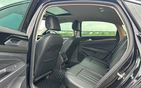 Volkswagen Passat B8 рестайлинг, 2021 год, 1 650 000 рублей, 14 фотография