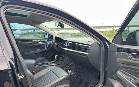 Volkswagen Passat B8 рестайлинг, 2021 год, 1 650 000 рублей, 9 фотография