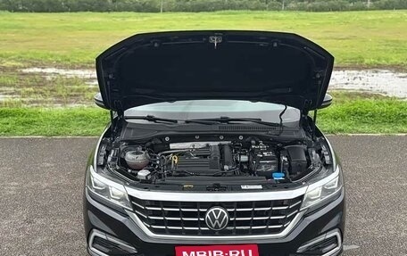 Volkswagen Passat B8 рестайлинг, 2021 год, 1 650 000 рублей, 15 фотография