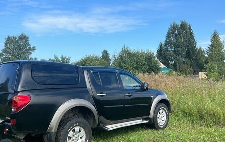 Mitsubishi L200 IV рестайлинг, 2010 год, 1 150 000 рублей, 2 фотография