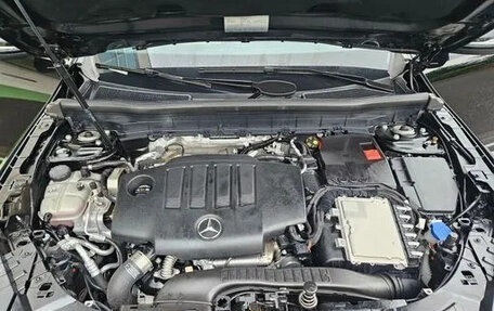 Mercedes-Benz GLB, 2022 год, 2 750 000 рублей, 10 фотография